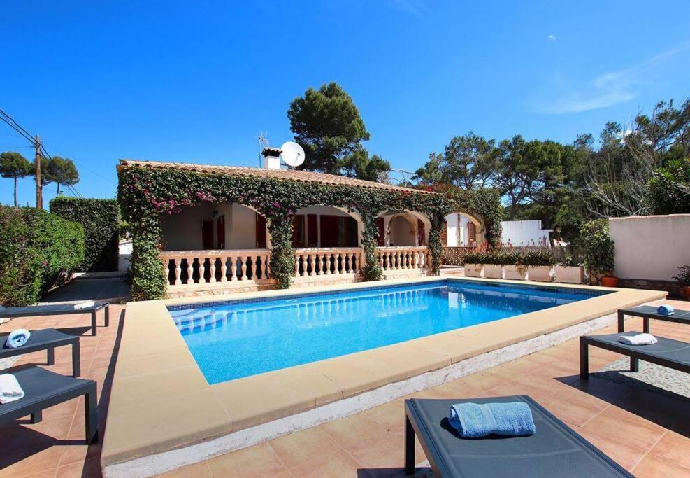 House In Cala Sant Vicenc Close To The By Renthousing Ferienhaus