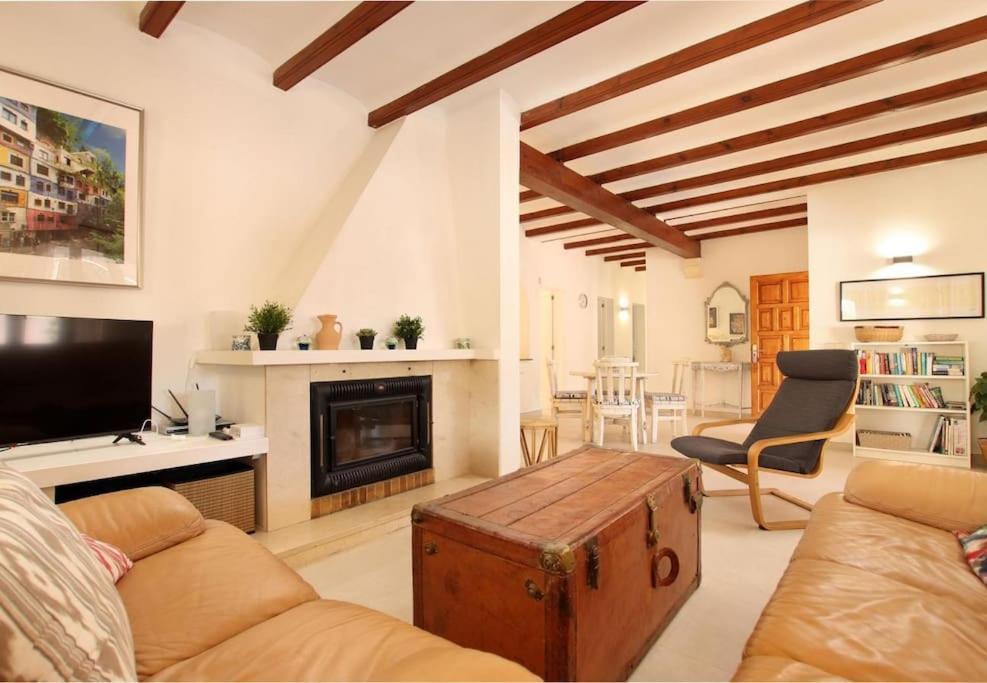House In Cala Sant Vicenc Close To The By Renthousing Ferienhaus