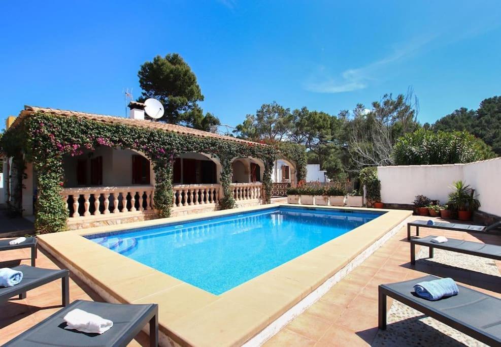 House In Cala Sant Vicenc Close To The By Renthousing Ferienhaus Cala de Sant Vicenc