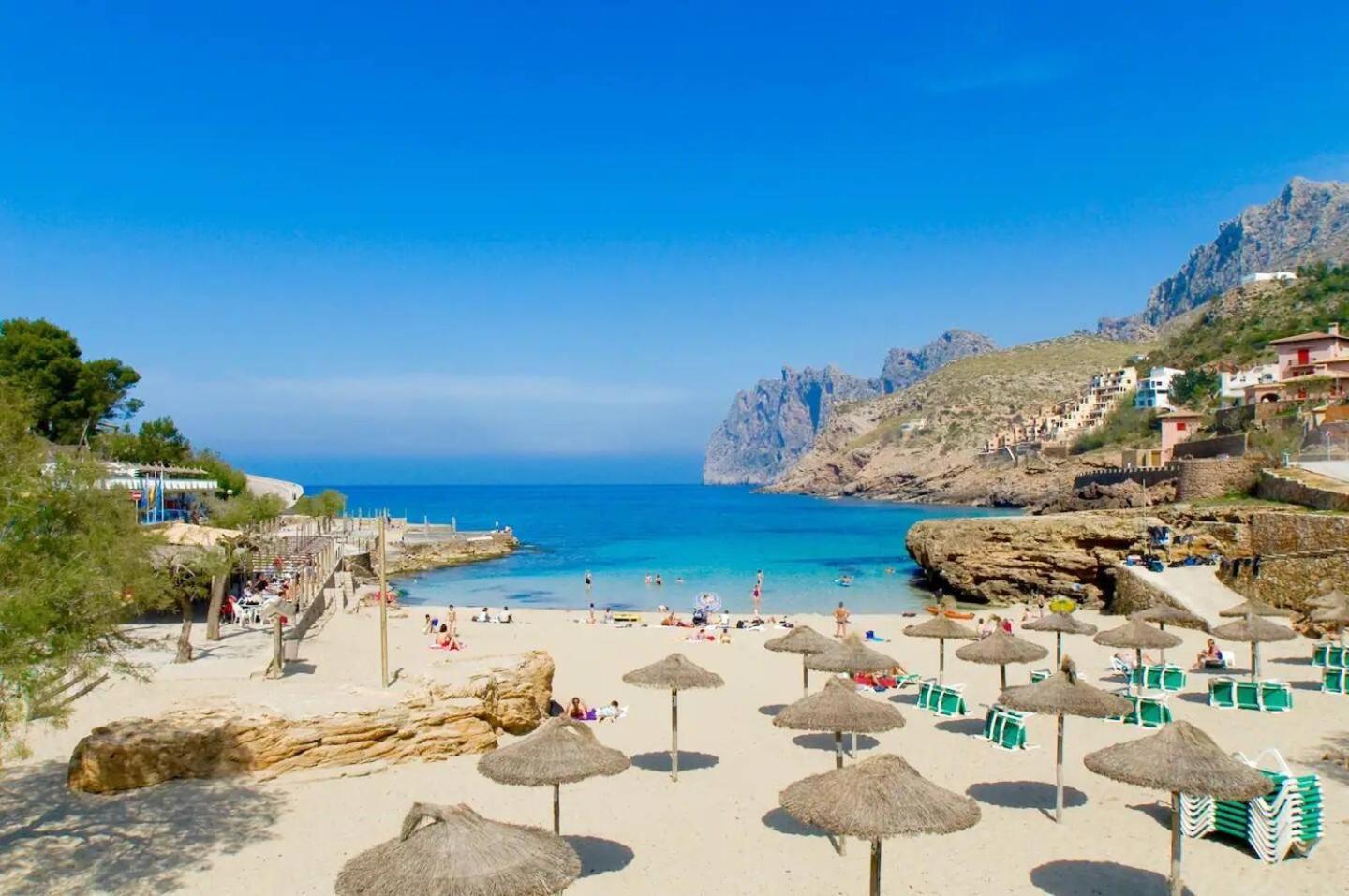 Ferienhaus House In Cala Sant Vicenc Close To The By Renthousing